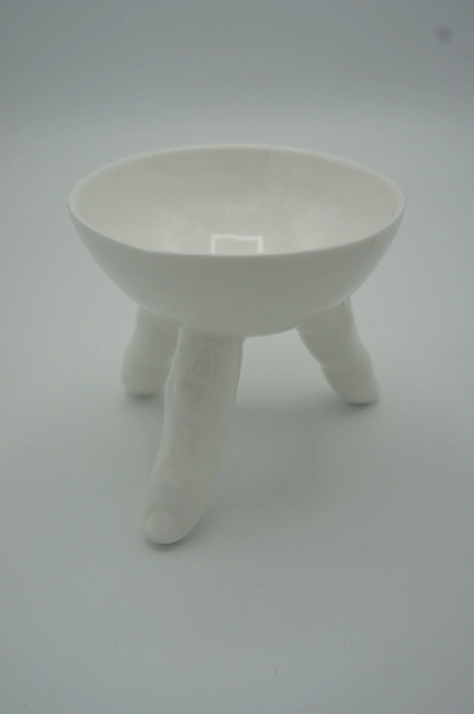 Fingers Bowl - Eva Baron Interior Designer in Oxford