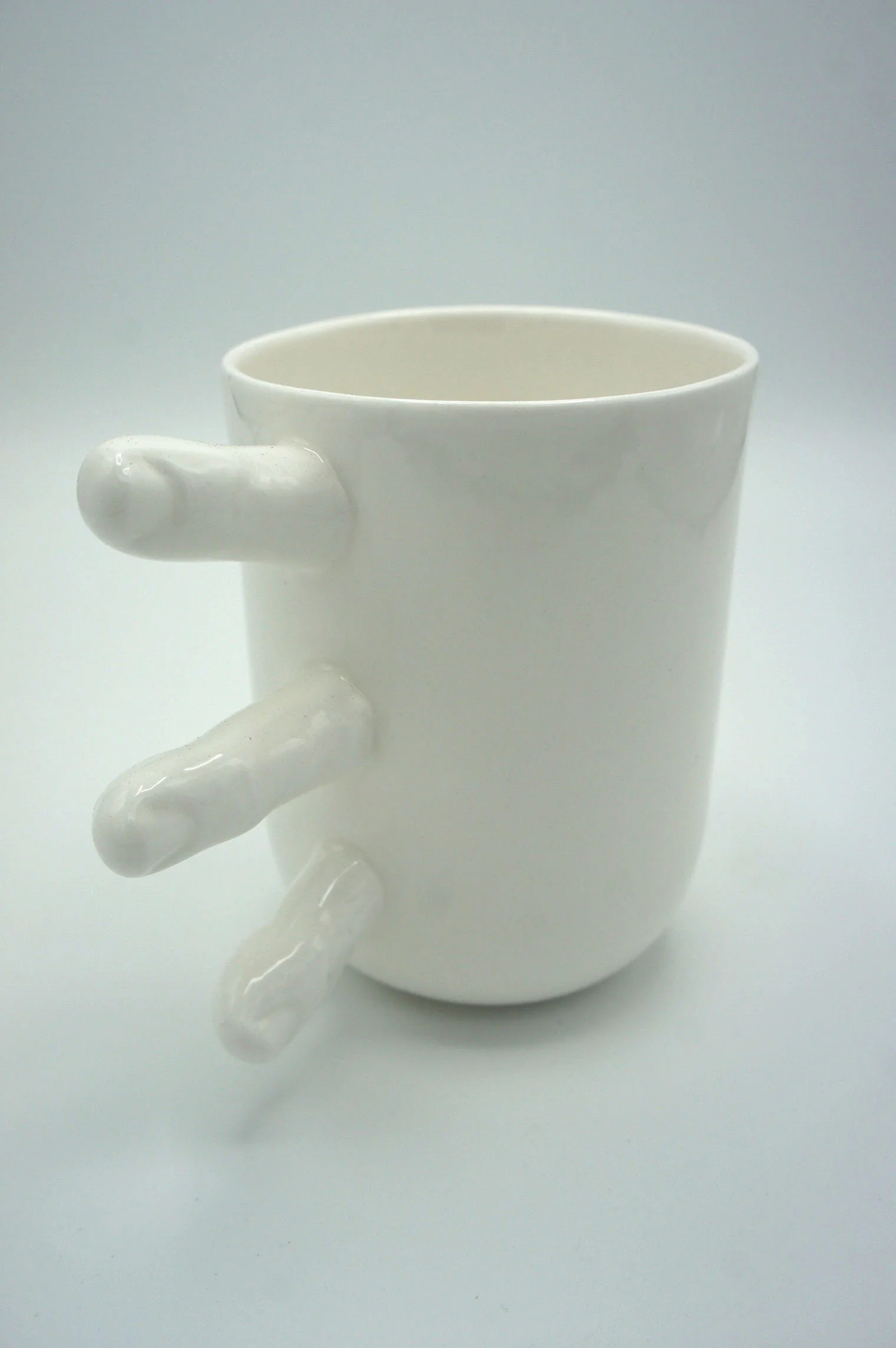 Finger Mug - Eva Baron Interior Designer in Oxford