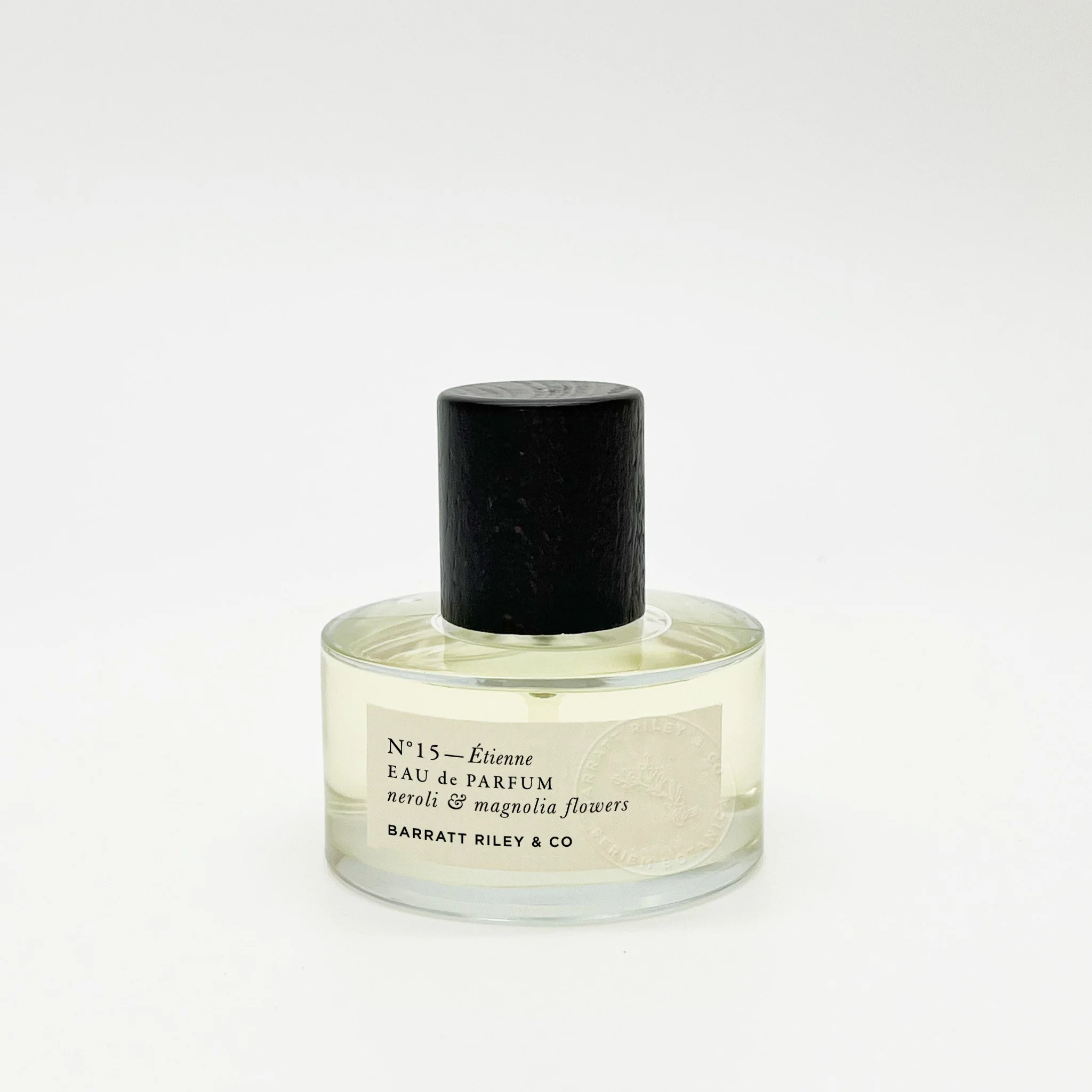 Etienne-Eau-de-Parfum-2048px.jpg