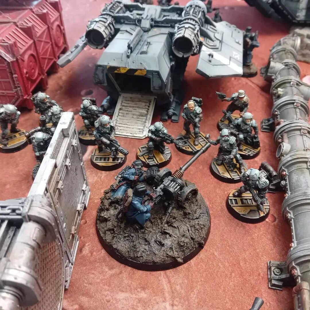 Small photodump from the #fallofdamochan conflict yesterday with @thehobbybutterflies ...what a great event put on by @tales_from_new_aurora et al.

#thehobbybutterflies #30k #forgeworld #imperialismilitia #horusheresy #heresyisdead #heresylives #sol