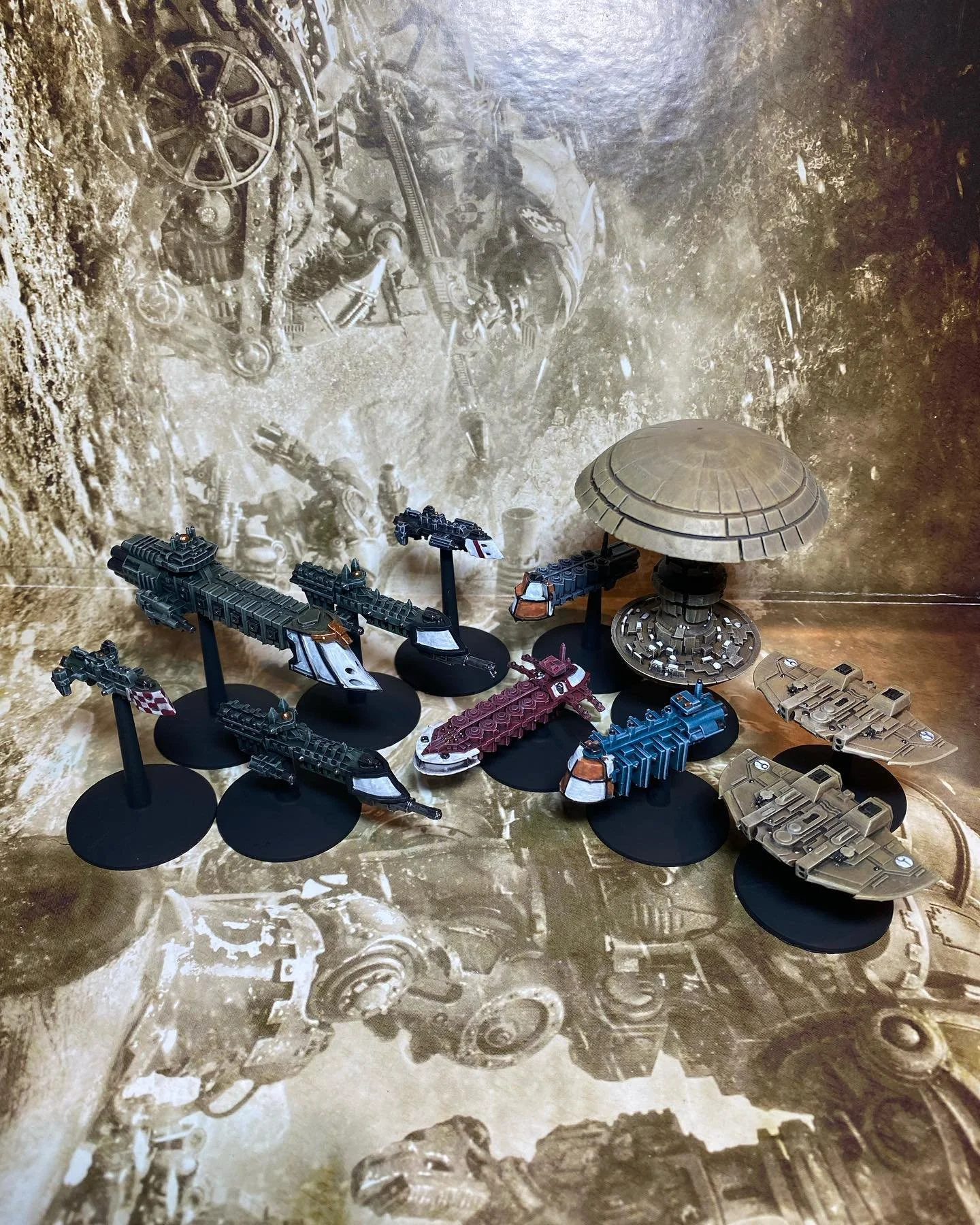 And, much to @bearfoot_miniatures delight, I&rsquo;ve finished up all the ships needed for the #taroscampaign mission one #denebincident 

The wonders of #3dprinting and what it allows for the amazing game of #battlefleetgothic 

#thehobbybutterflies