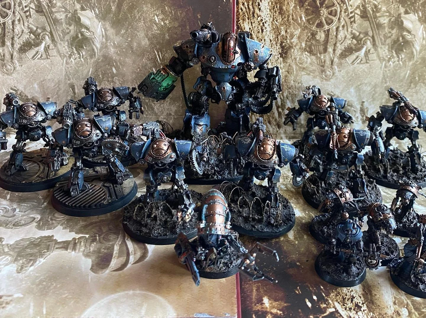 Great weekend at the @gfromthewarp #horusheresy #doubles with some amazing chaps, and not just @brotherhandro, shout outs to @_ml_minis_ @witchking501 @lomi89gamer @lifesubaquatic for some great games!

Only regret is not taking enough pictures, must