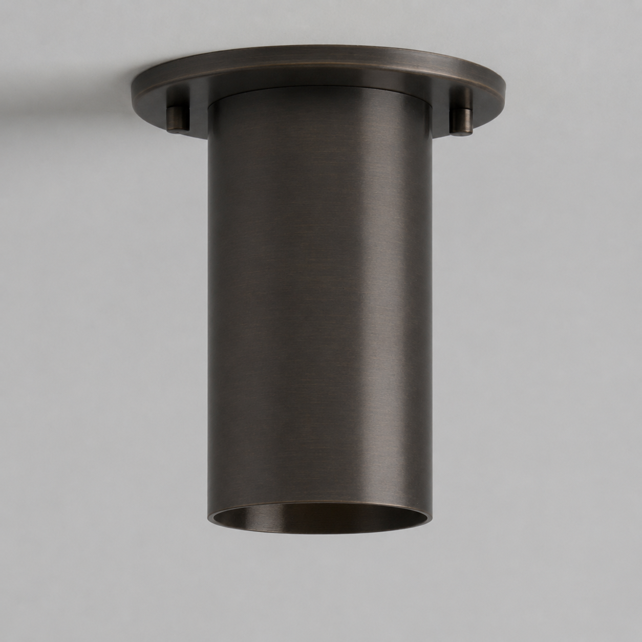 Worthington | Modern Flush  (Alt. Finish)