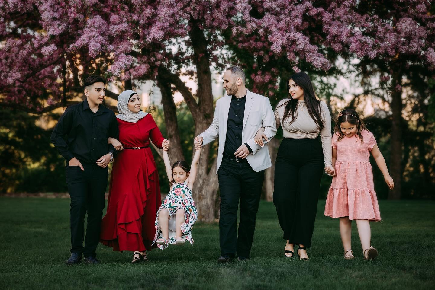 I had the pleasure of photographing this beautiful family this past May. 

It was my first time meeting Fatima and her little gang, but it was so memorable for me and I hope for them.  She&rsquo;s an incredible mother and her husband, a great father 