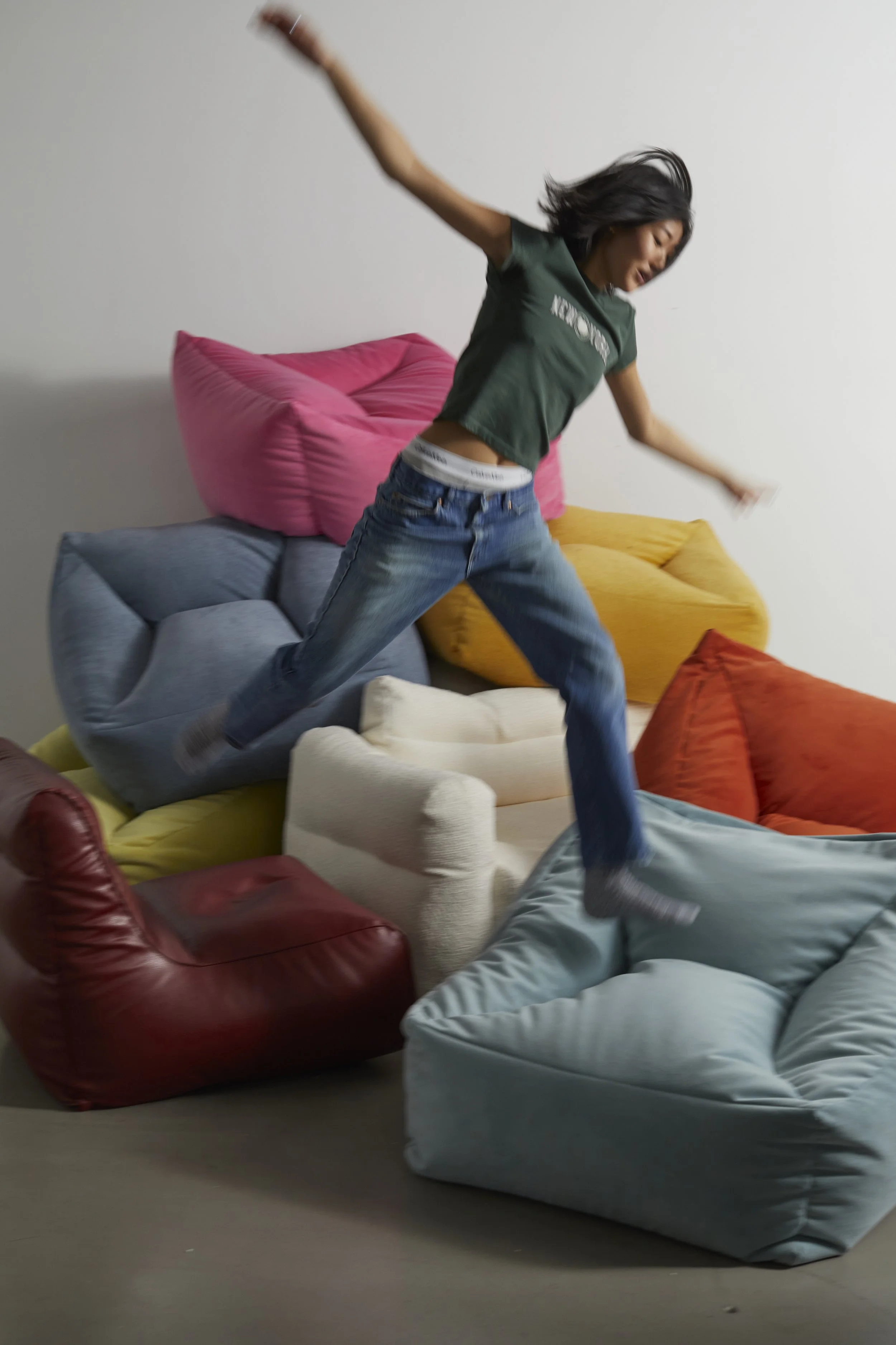 221115_DW_AR_EO_SOFT_SEATING2429.jpg