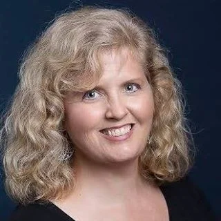 Kimberly Heck.jpg