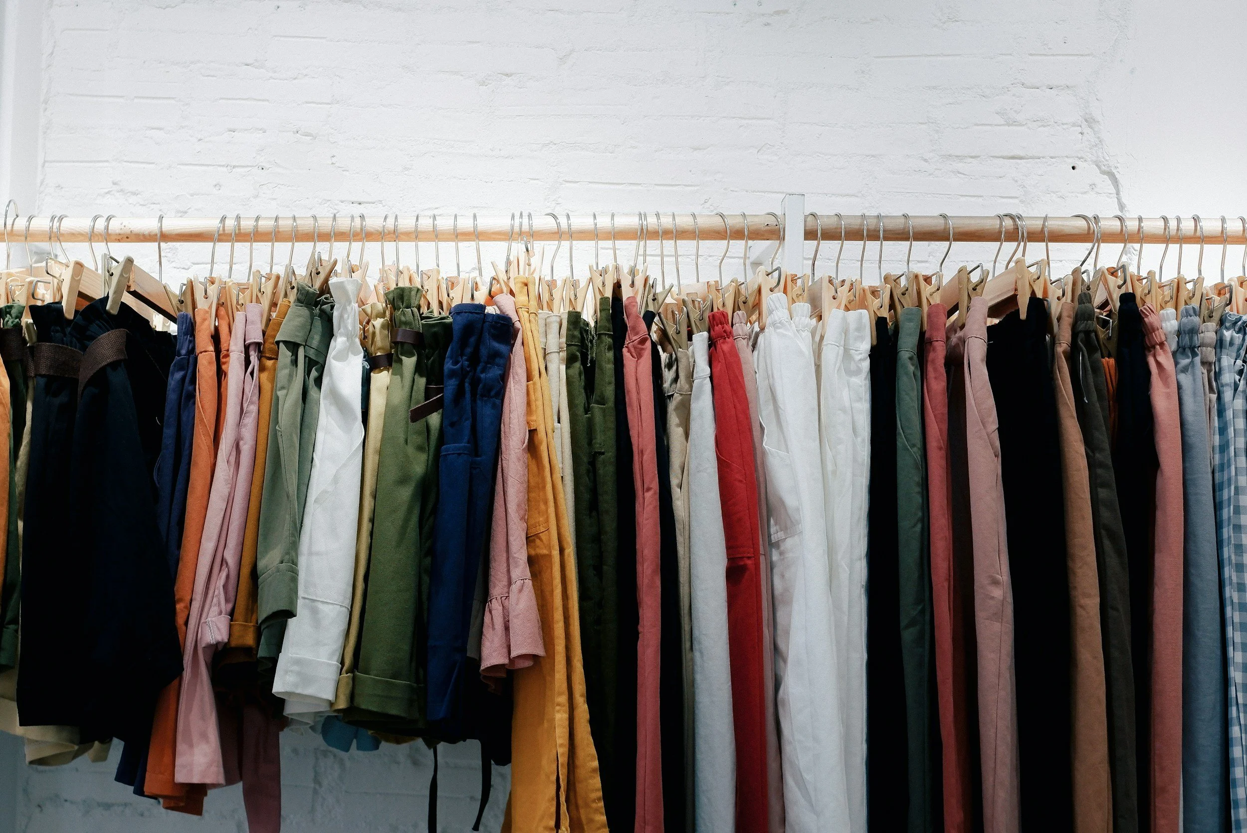 Courier Management Tips for Online Clothing Stores