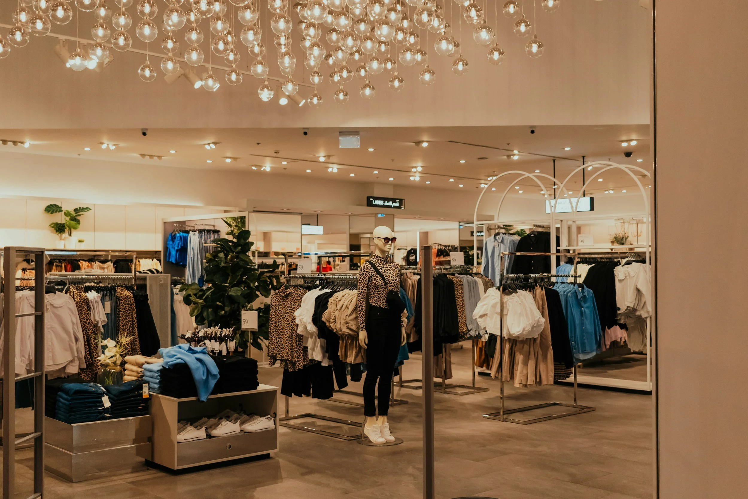 How Smart Illumination Improves The Retail Customer Experience