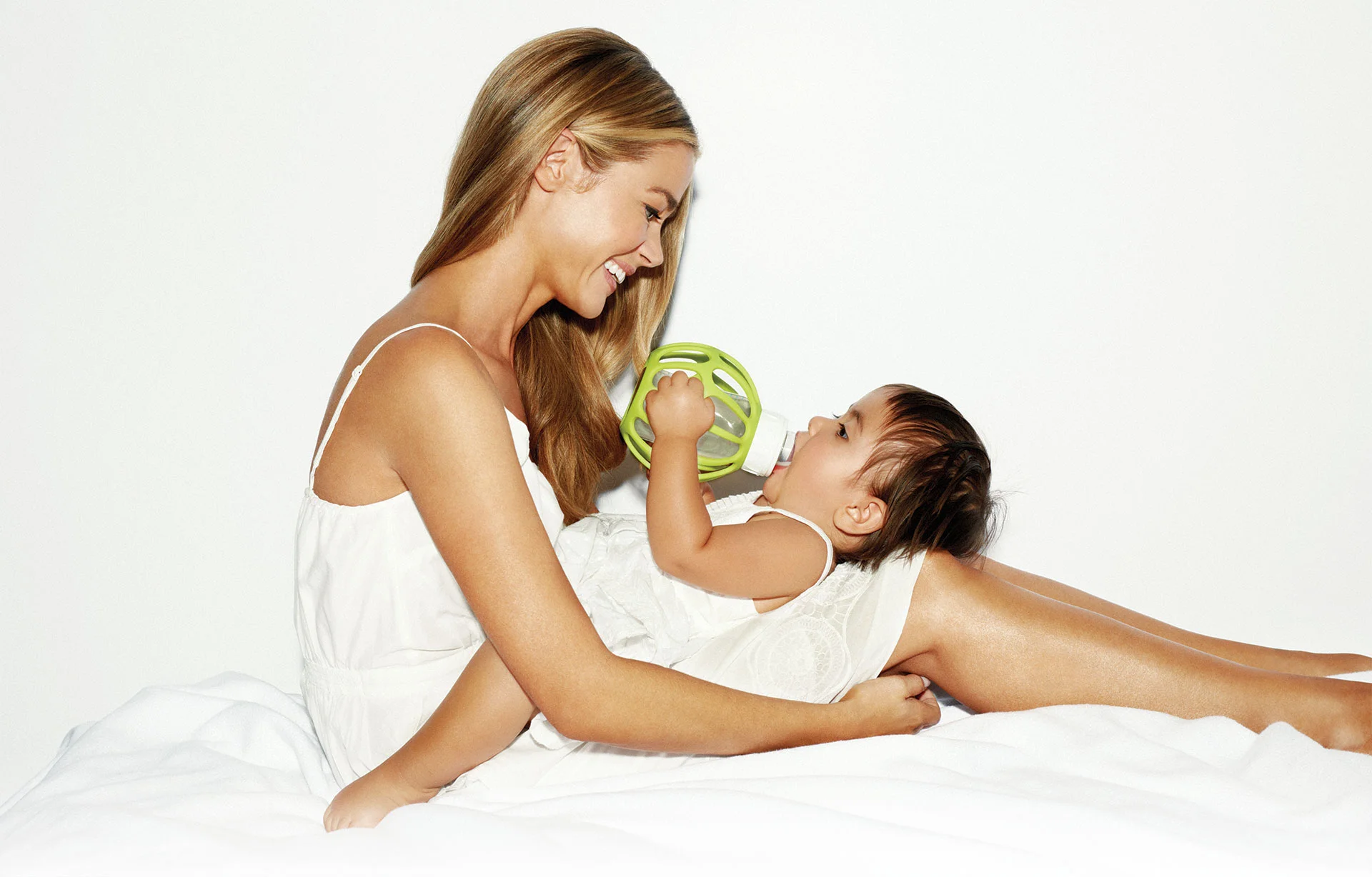  DENISE RICHARDS COLLABORATION  The company had caught the eye of celebrity Denise Richards, who had just had a baby of her own. After publicly endorsing the product I helped develop the content strategy that brought this little product into the lime