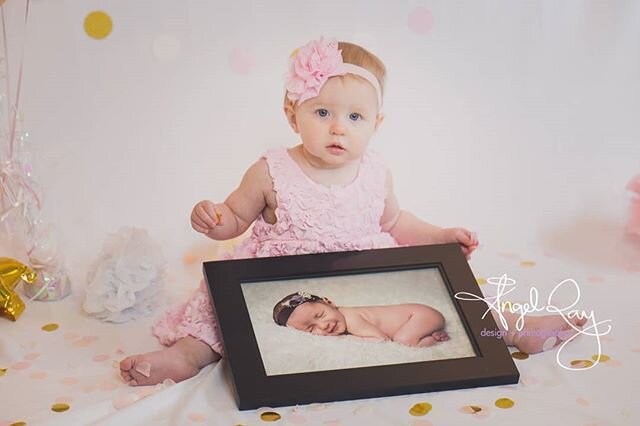 Miss Harper's photoshoot was full of her personality. It's so fun to see her grow from year to year or should I say, ear to ear &deg;o&deg;

YAY for year✌️, Harper! 🎈 💖🏰💖 &bull;&bull;&bull;|&bull;Post 2 of 2&bull;|&bull;&bull;&bull; Follow @angel