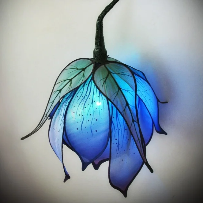 blue lily2.jpg