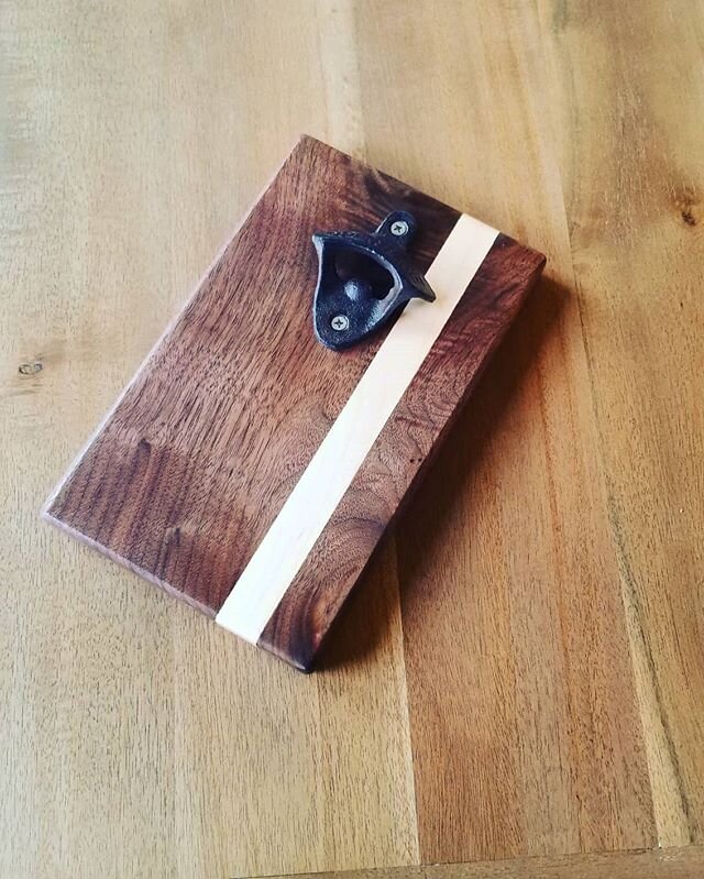 I need to make more of these wall mount bottle openers. Because walnut.
.
#walnutwednesday #walrusoilwednesday #bottleopener #custommade #beeropener #entertaininginstyle #entertaining #entertainingathome #beer #decor #homedecor #custom #woodworking #