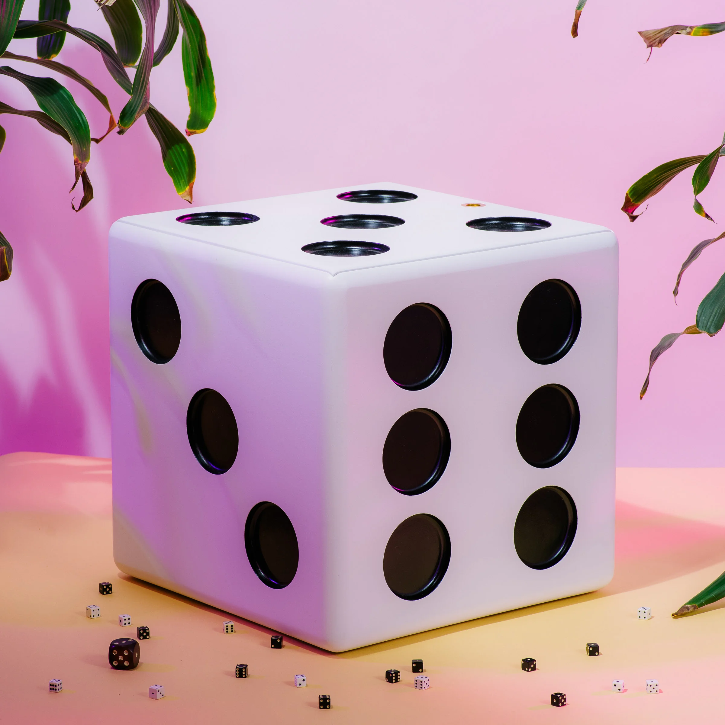 JM_CUBE-9.png