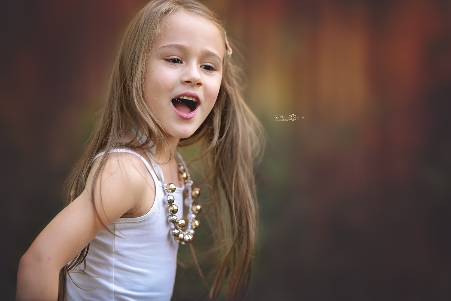 girl-laughing-portrait-family-session.jpg
