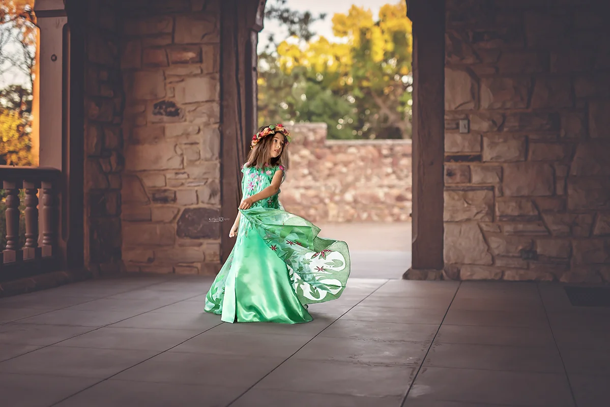 stylized-photoshoot-girl-green-dress-bergen-county-photographer.jpg