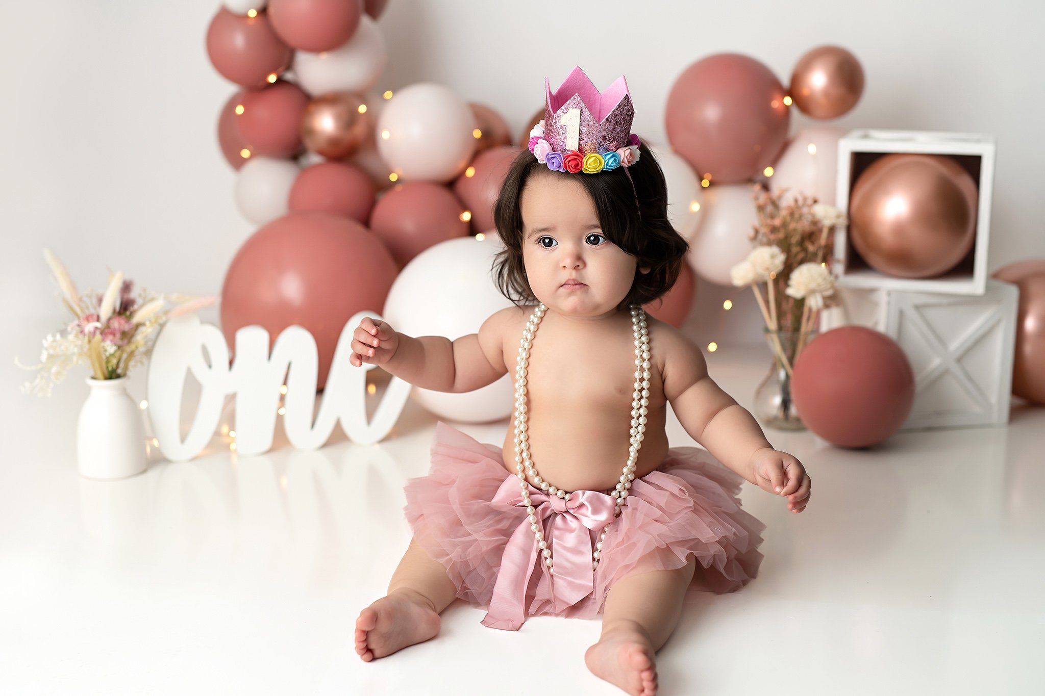 baby-girl-portrait-first-birthday-studio-photography-Alpharetta-GA.jpg