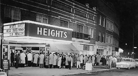  Patrons swarm to glimpse hot new sex pot, Brigitte Bardot. Cleveland Press Collection, 1959 