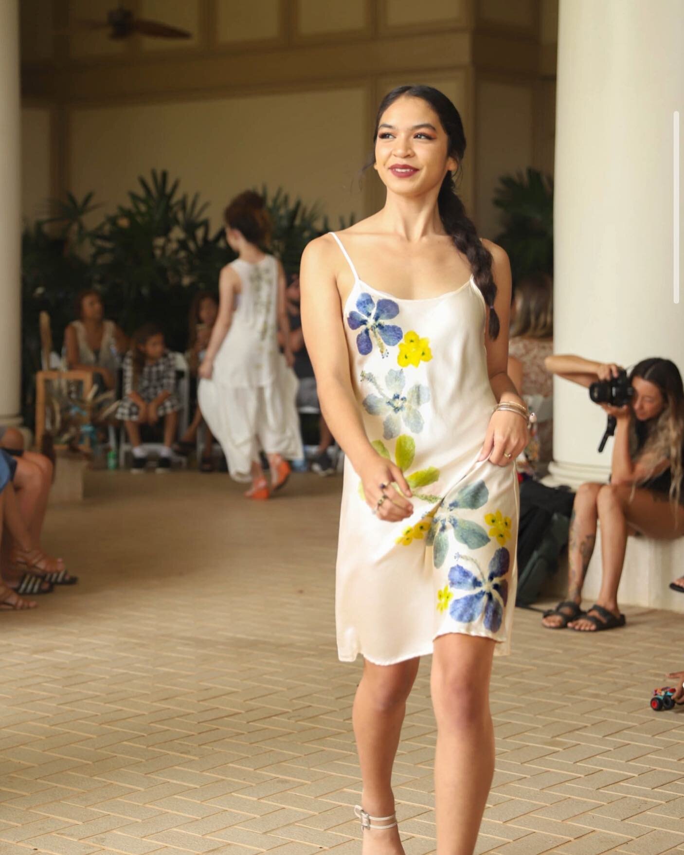 posting in runway order... my second beautiful model... 💃🏻🔥...all the girls were stunning and amazing !!! #hawaiifashionweek @hawaiifashionnetwork @josephkfigaroa 
@kkeemmaannaa @juliastreichphotography @hokualakauai @elektratalent @elektramodelst