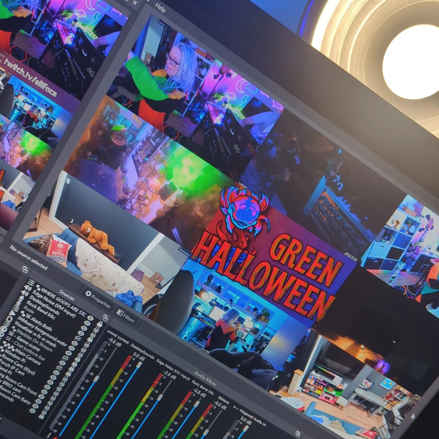 I don't quite have the words to describe how exciting tomorrow will be. 

3p-6p - The Grand Return of Cooking With Heat
6p-8p - Trick or Treat with Audrey II
8p-11p - DJ Joystiknik &amp; Elliface

All live (AND IN PERSON) on twitch.tv/elliface!

Live