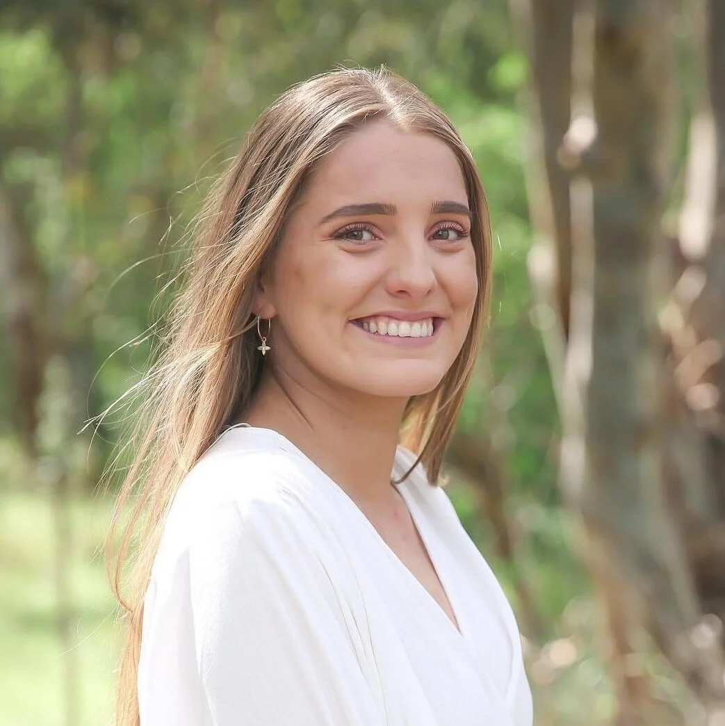 Jess Osteopath Our Team.jpg