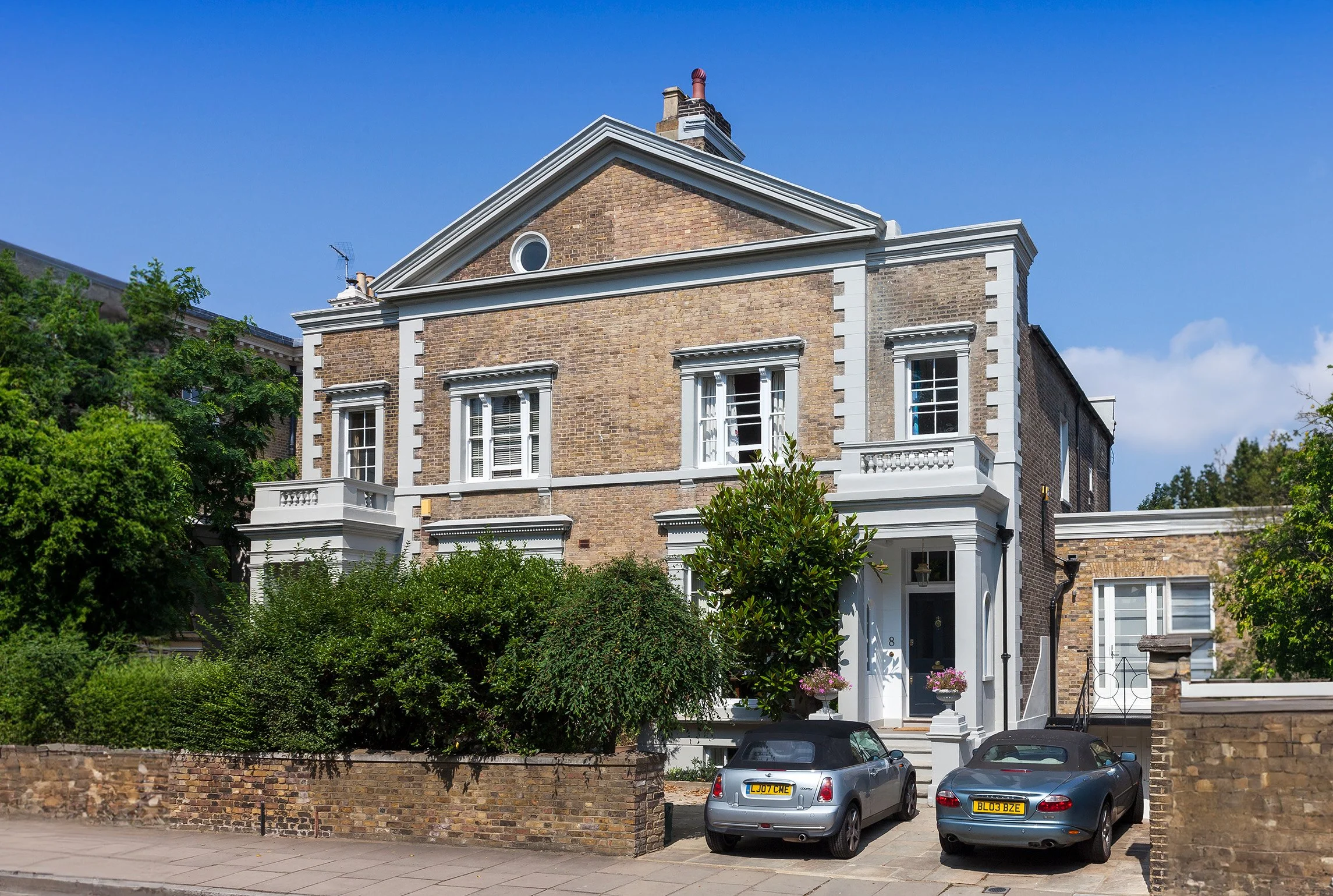 Pembroke Villas