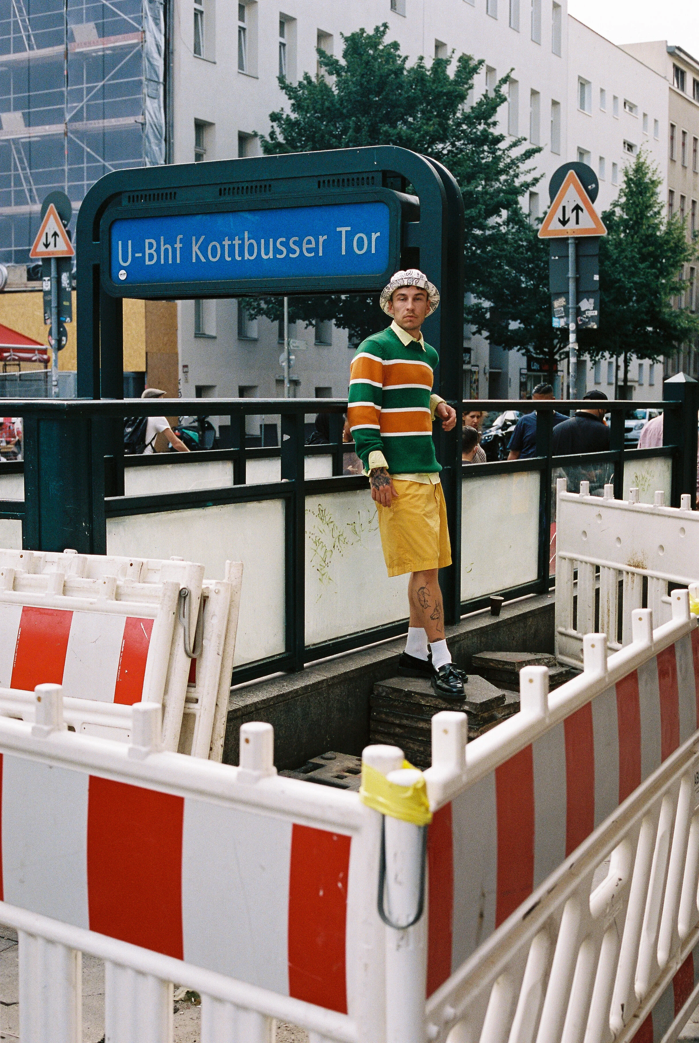 SELECTED AND EDITED-DAAN-DAM-OLIVE-DURAN-GANT-EDITORIAL-36.jpg