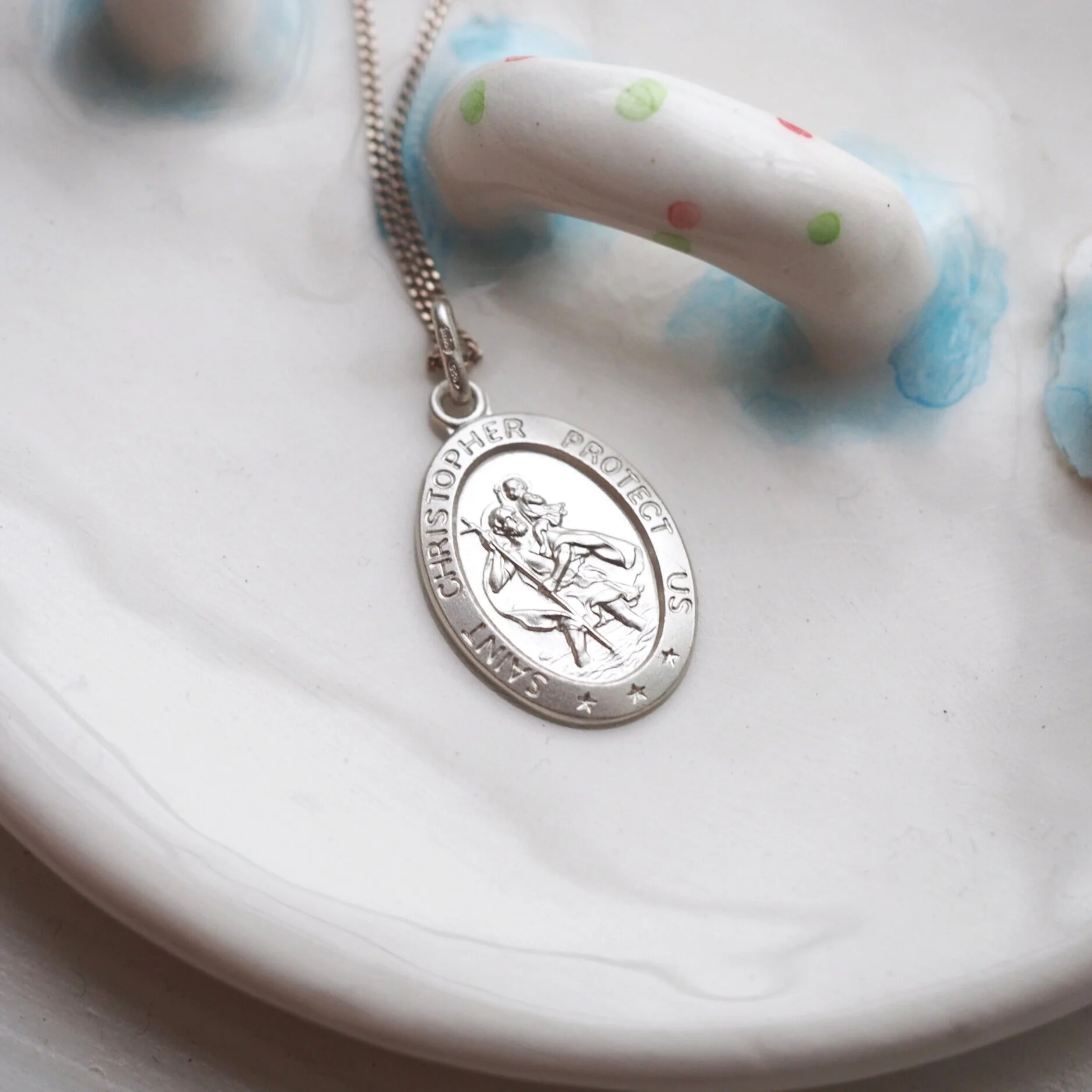Silver oval St Christopher Necklace 