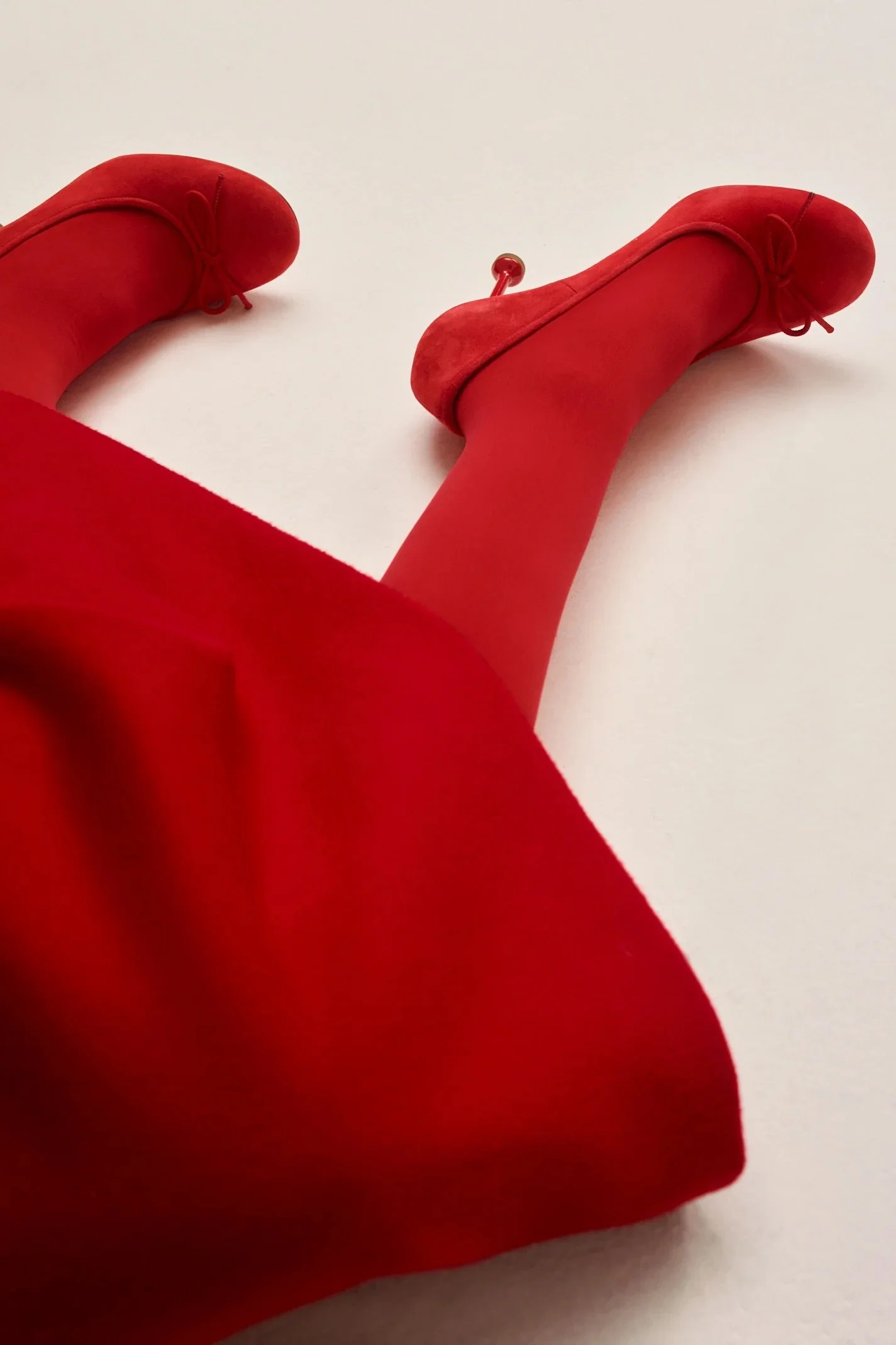 C5223313-BALLERINA-PUMP-9.5-RED-SCANLANTHEODORE-7.jpg