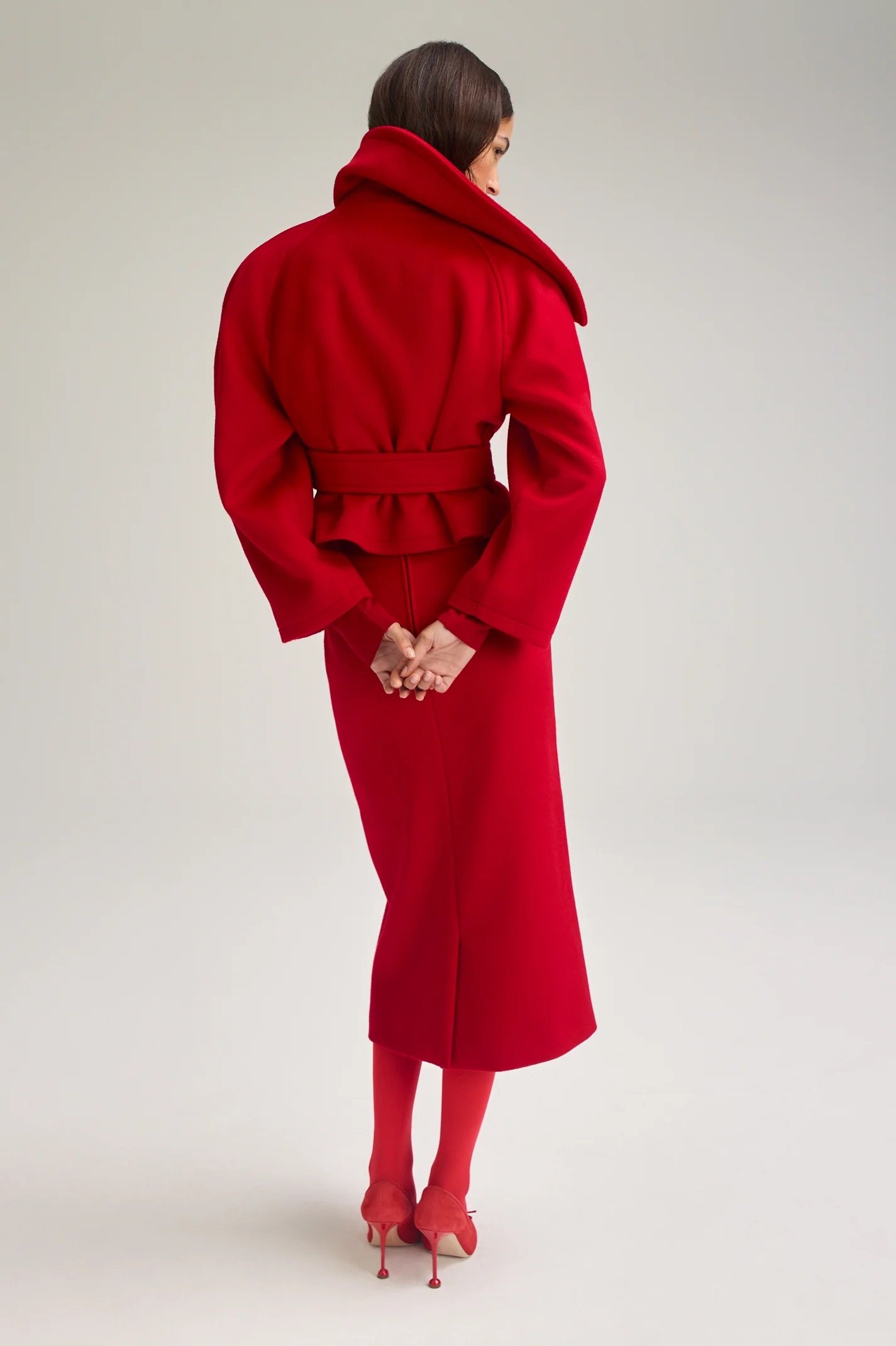 C5270039-PORTRAIT-NECK-CROPPED-COAT-RED-SCANLANTHEODORE-8.jpg