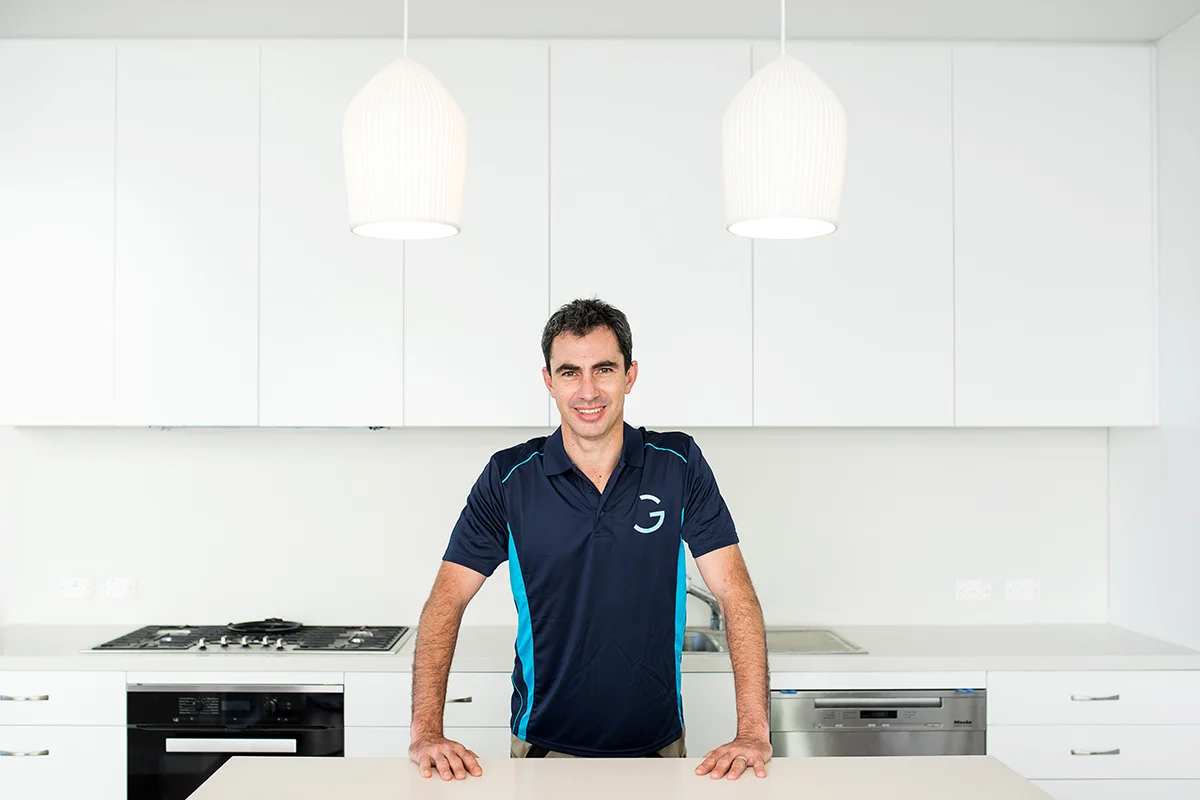 Sean Grant G Electrical “Nikki provided a thorough, consultative service, listened to my business needs and then made the daunting task of having photos taken enjoyable. Thank you!”