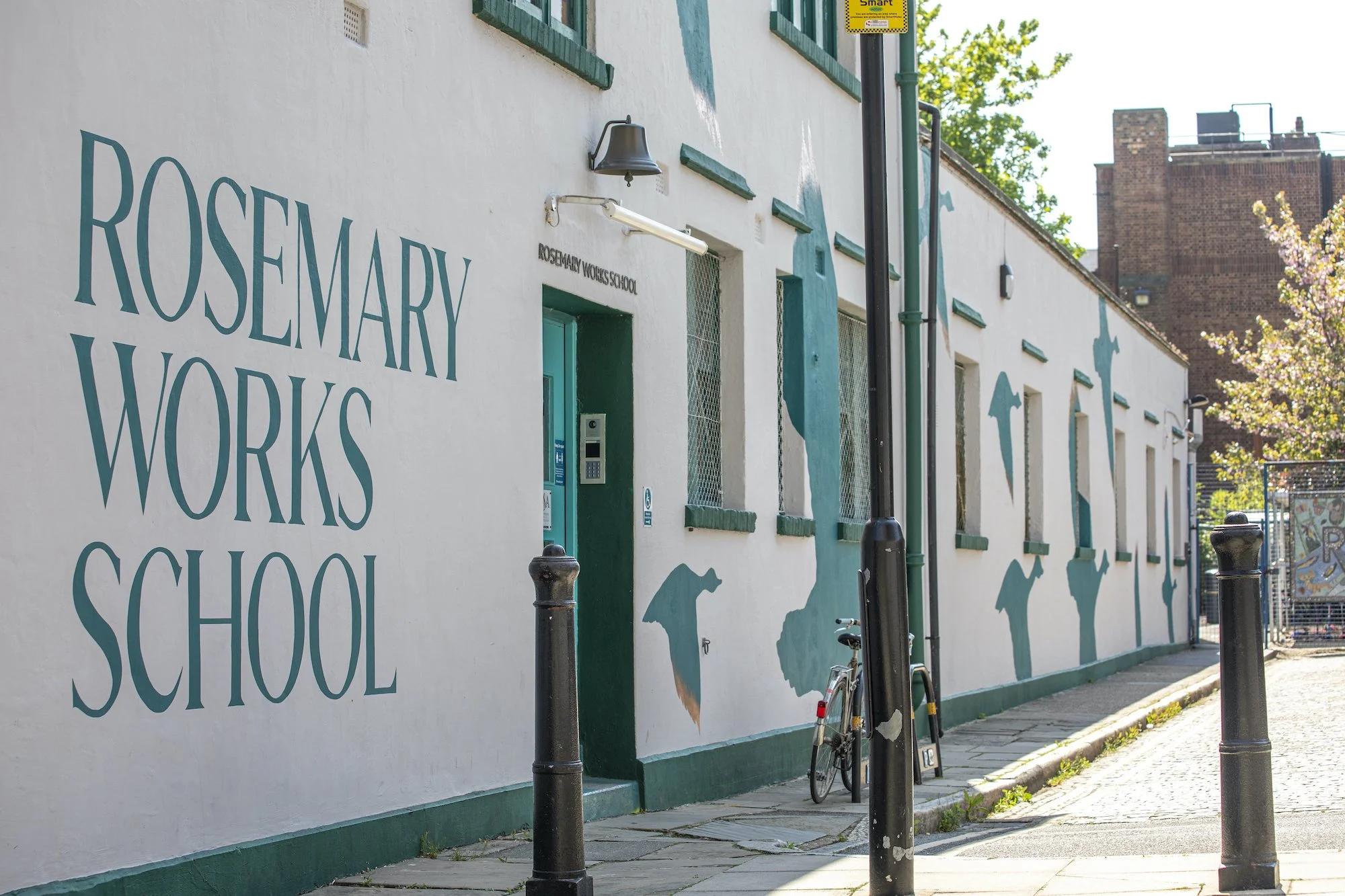 Rosemary-Works-School-Accent-London-Creative-Consultancy-Exterior-Mural