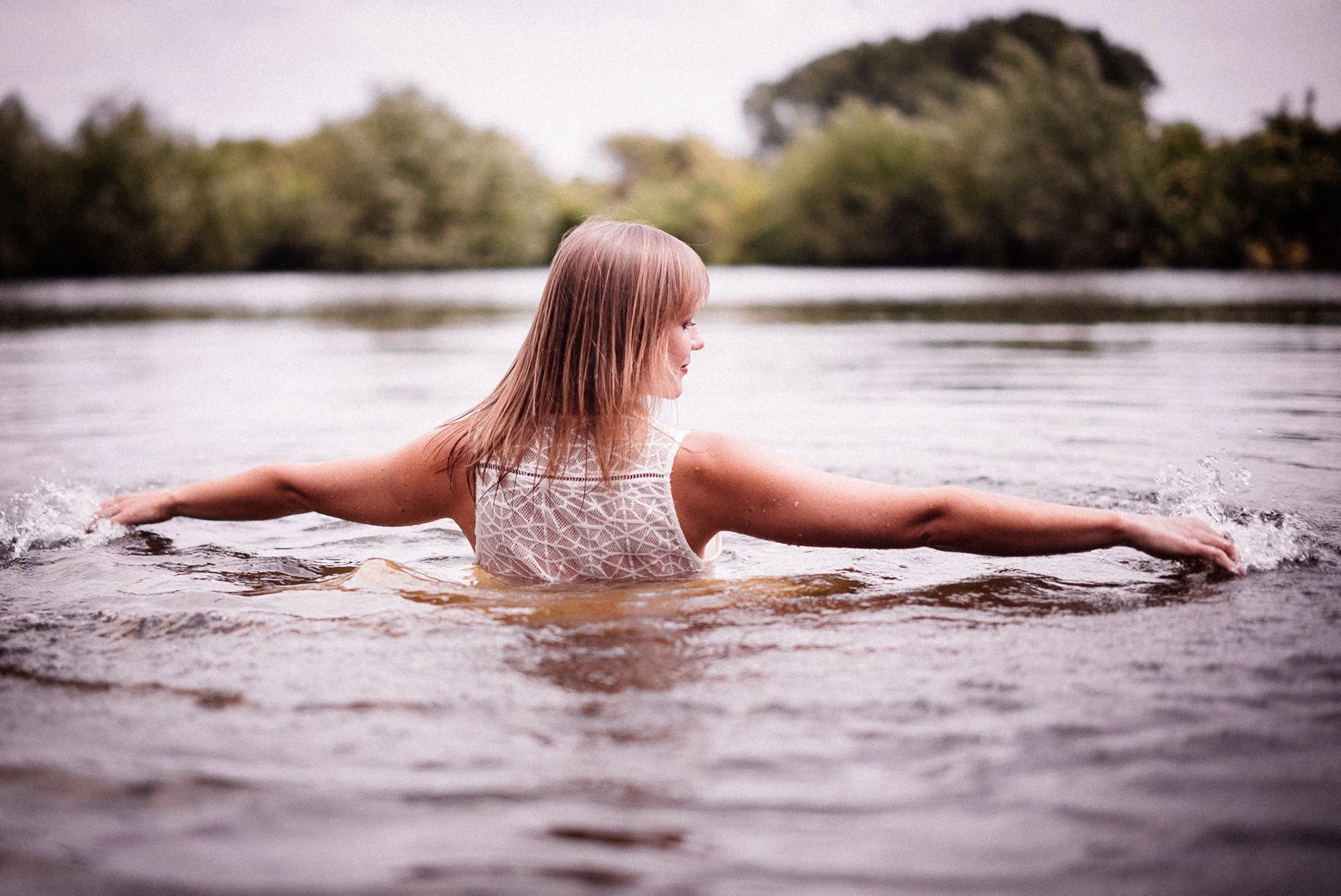 Turning Envy into Aspiration