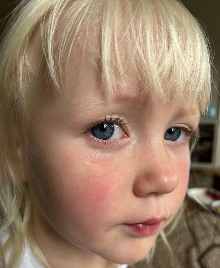 Mama, don't wipe off my tears