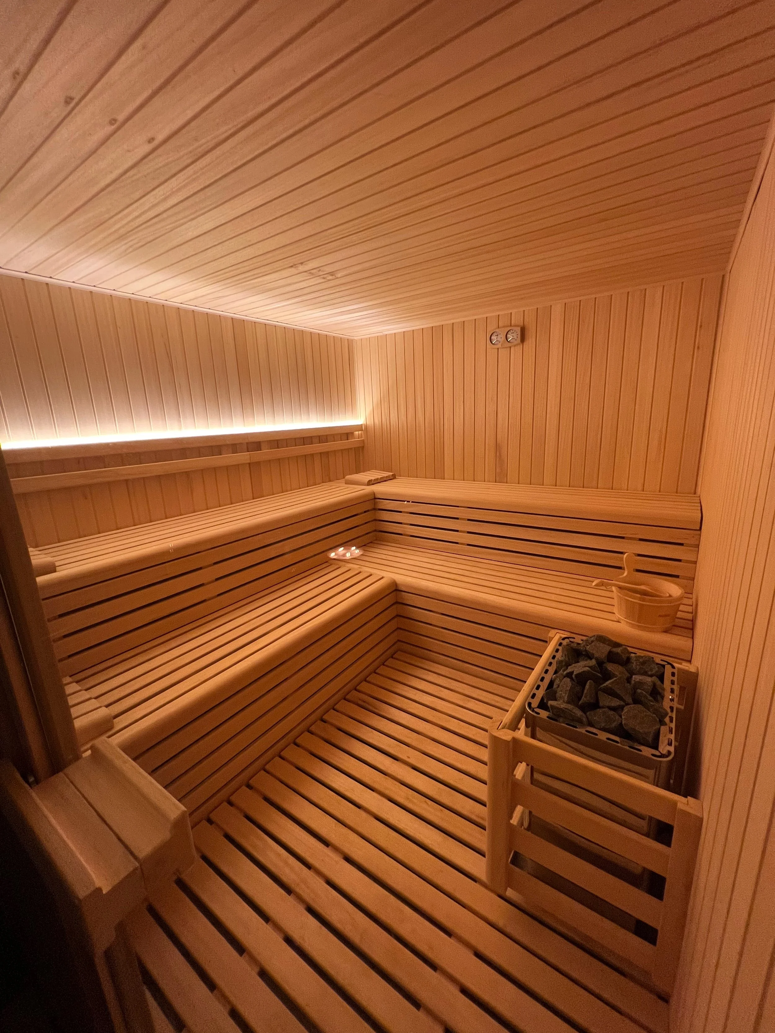 Almaíso_Sauna_12.jpeg