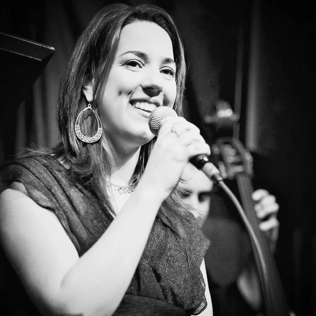 Vocalist Atla DeChamplain