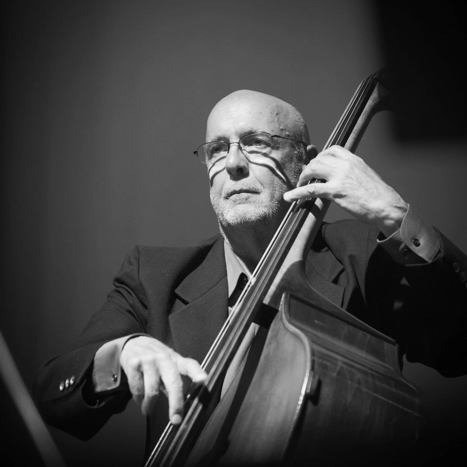 Bassist Jeff Fuller