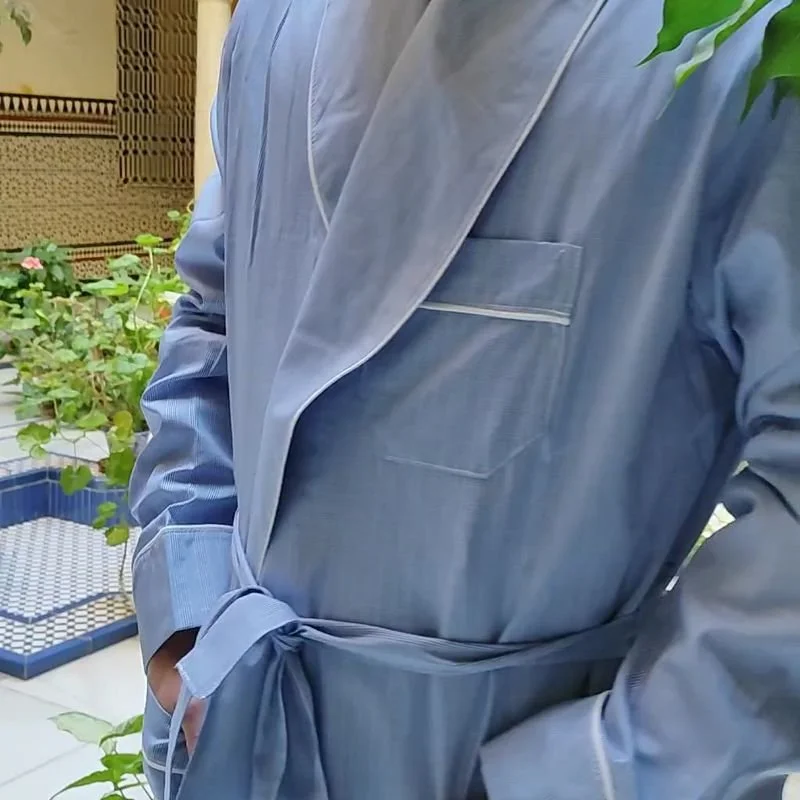 Batín de hombre cuadros blanco/ celeste con vivo blanco