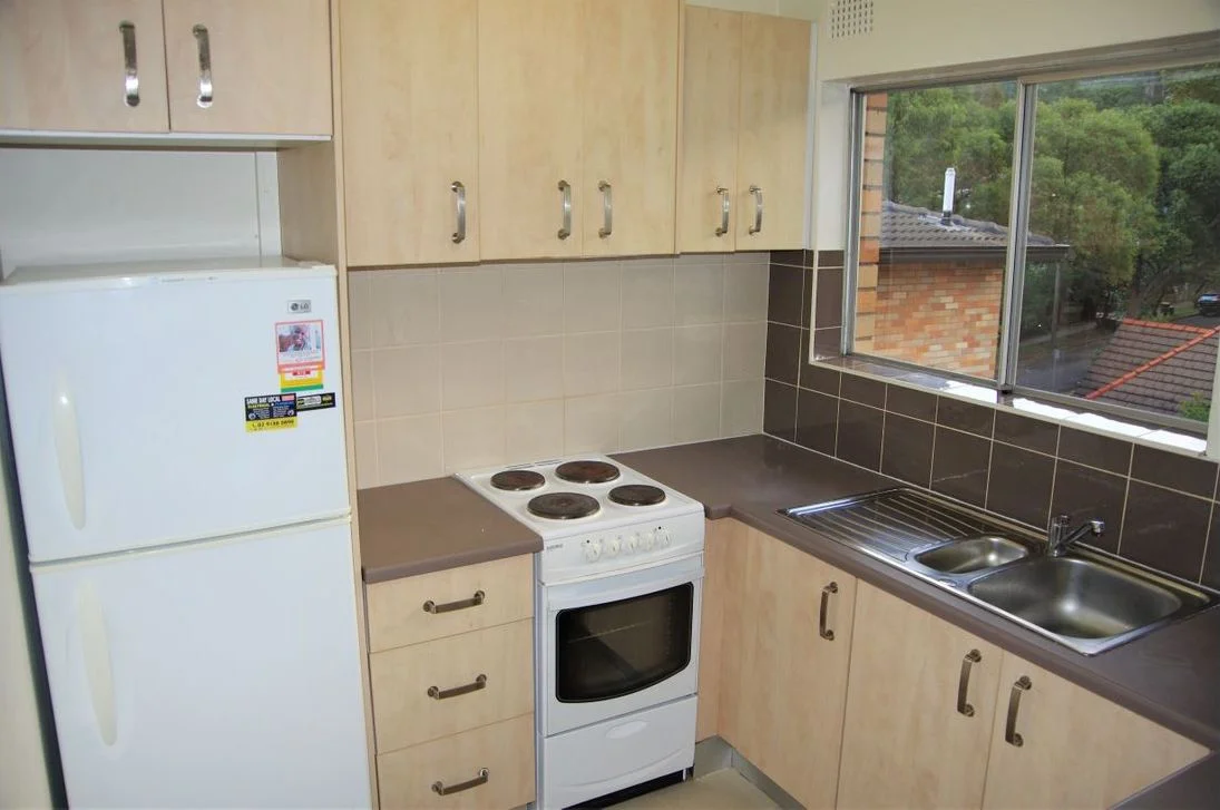 Neutral Bay - Kitchen.jpg