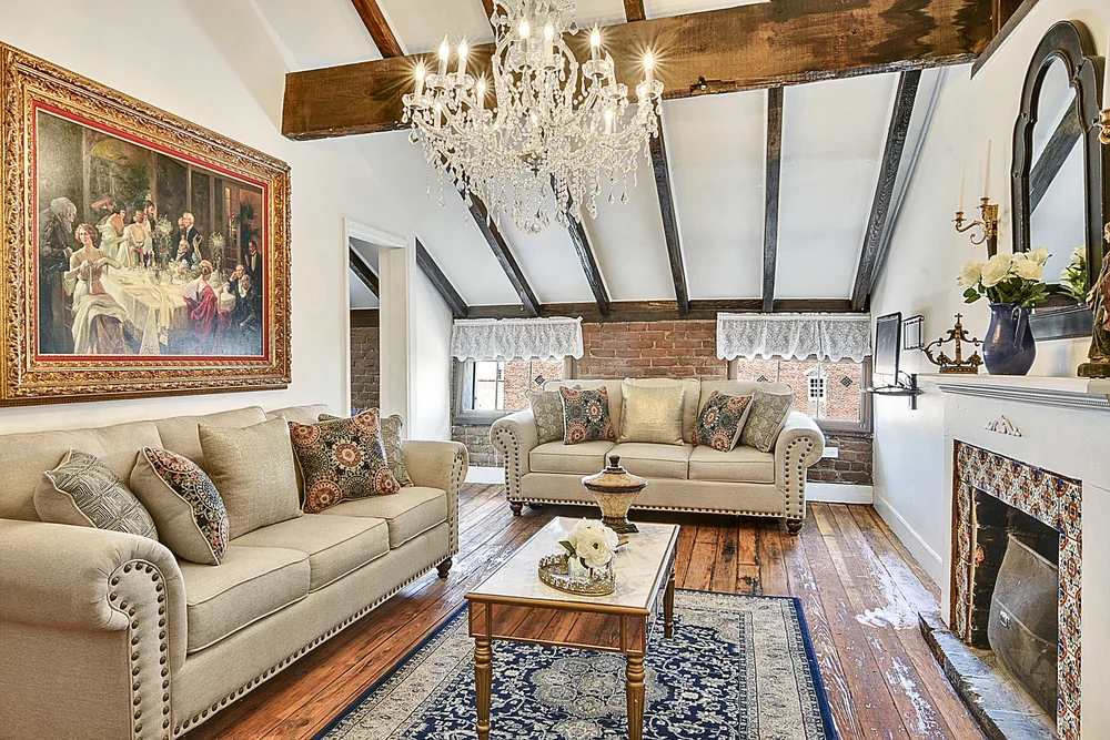 The Barracks suite at French Quarter Mansion