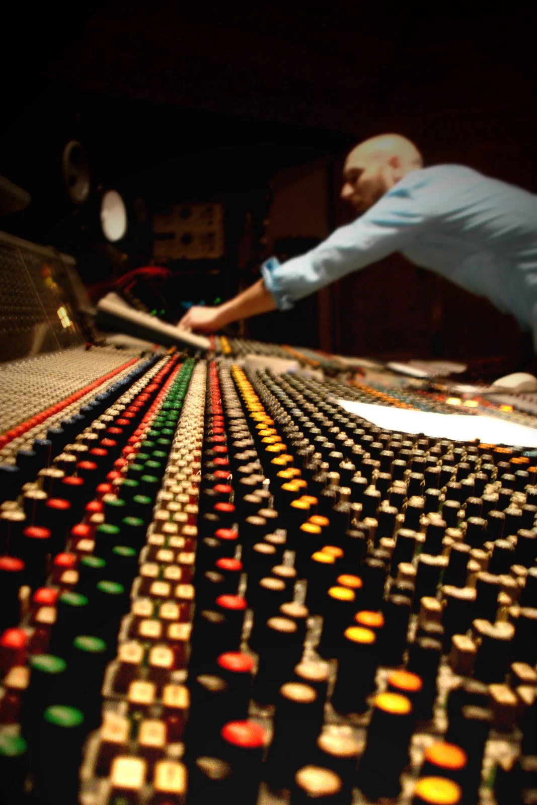  Aaron Nevezie, recording engineer. David White Jazz Orchestra. Flashpoint. Mister Shepherd Records (MSR-10614). Recording session at Skyline Studios, New York, NY. 2010.   