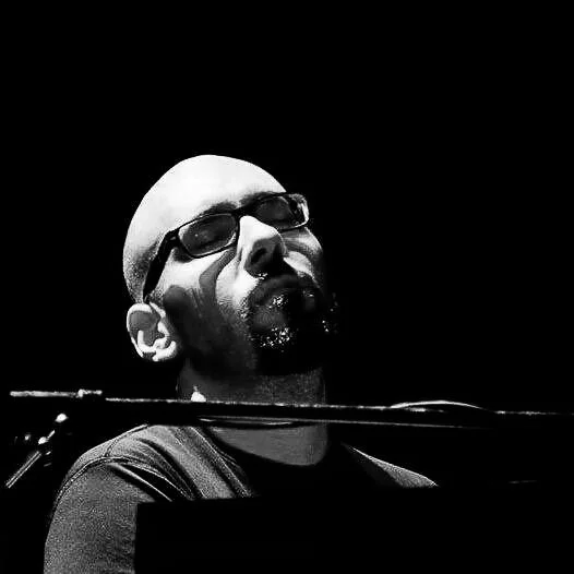 Angelo DiLoreto - piano