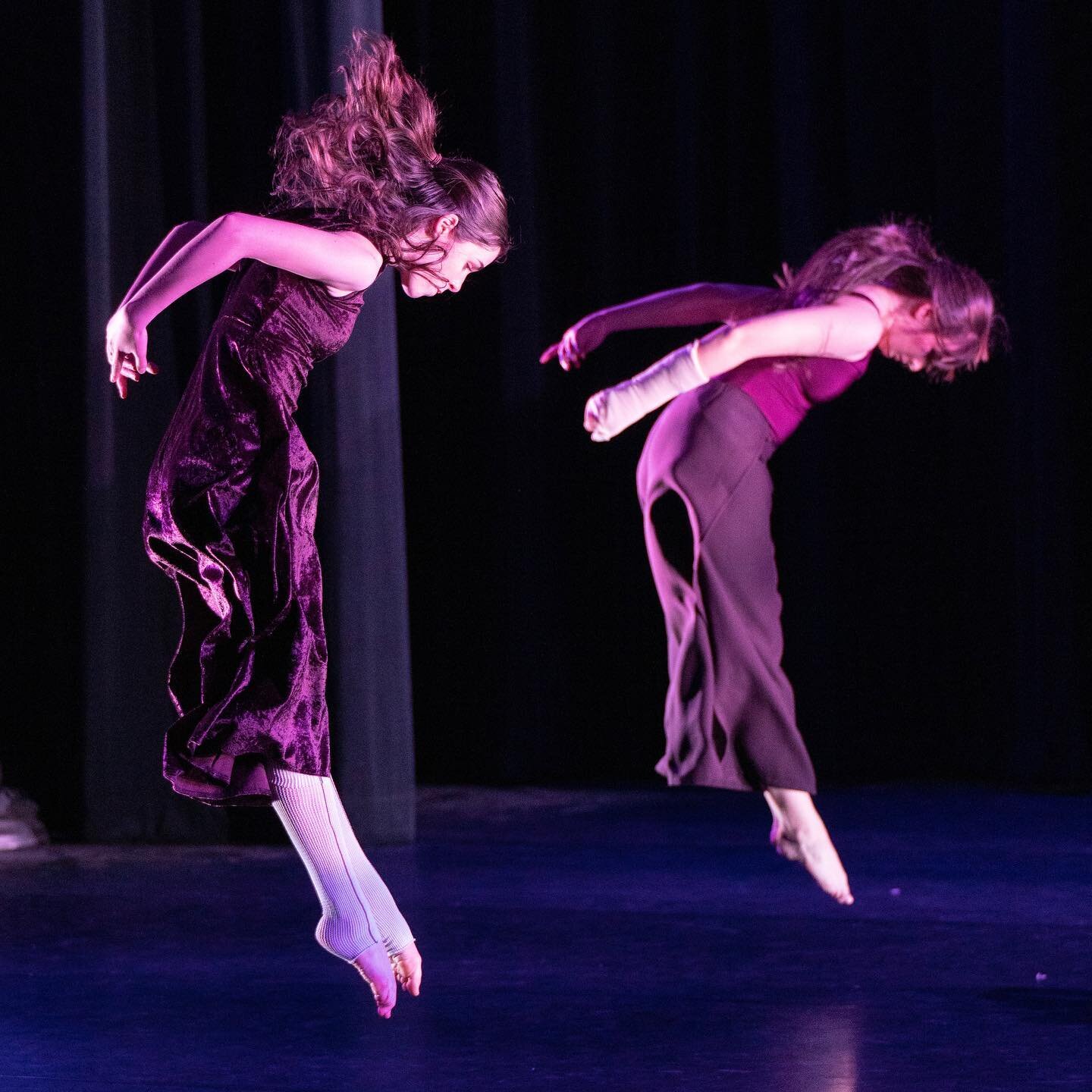 The earthdancers are jumping into their first performance of the weekend tonight!
Where: Place des Arts (27 Larch)
When: 7:30 pm
Why: all ticket sales donated to support environmental causes
.
Hope to see you there!
.
.
.
#dance #sudbury #earthdancer