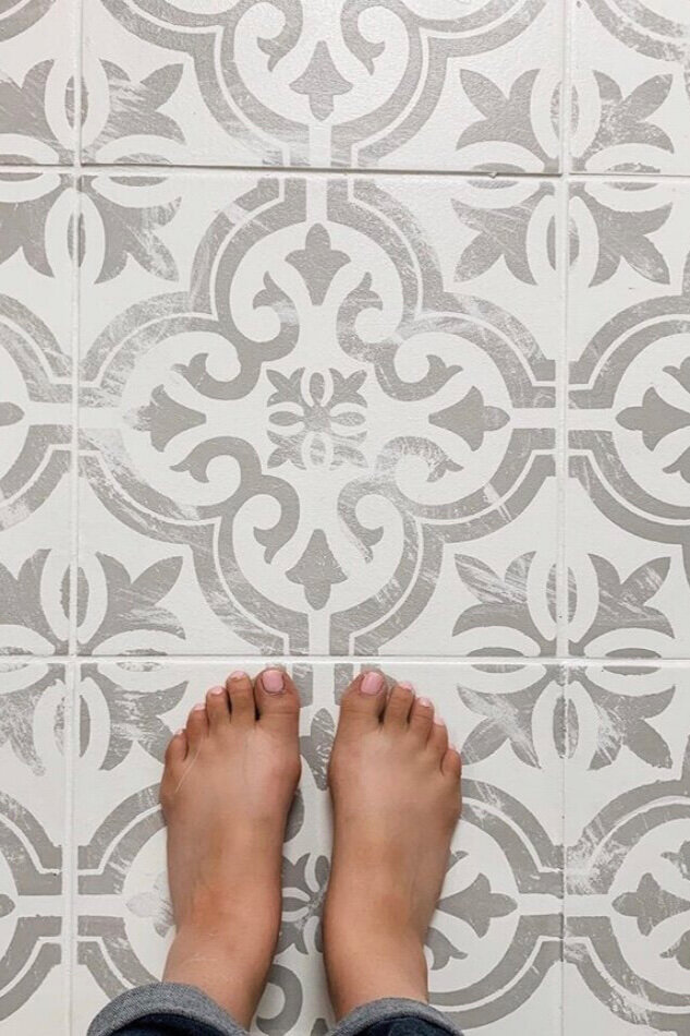 How To Stencil And Paint Floor Tile, How To Paint And Stencil Floor Tiles