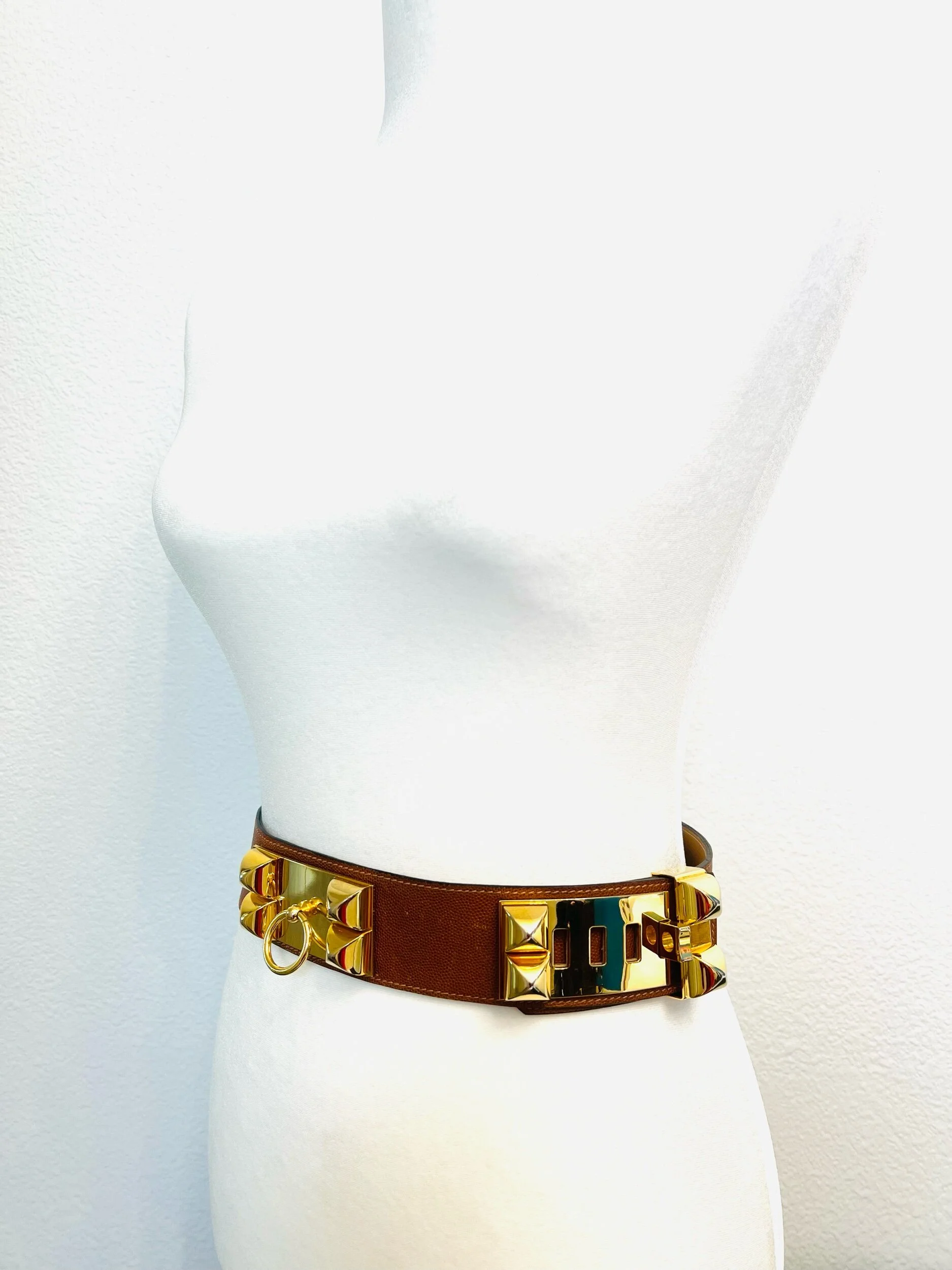 Side view of Hermès Collier de Chien 50 Belt