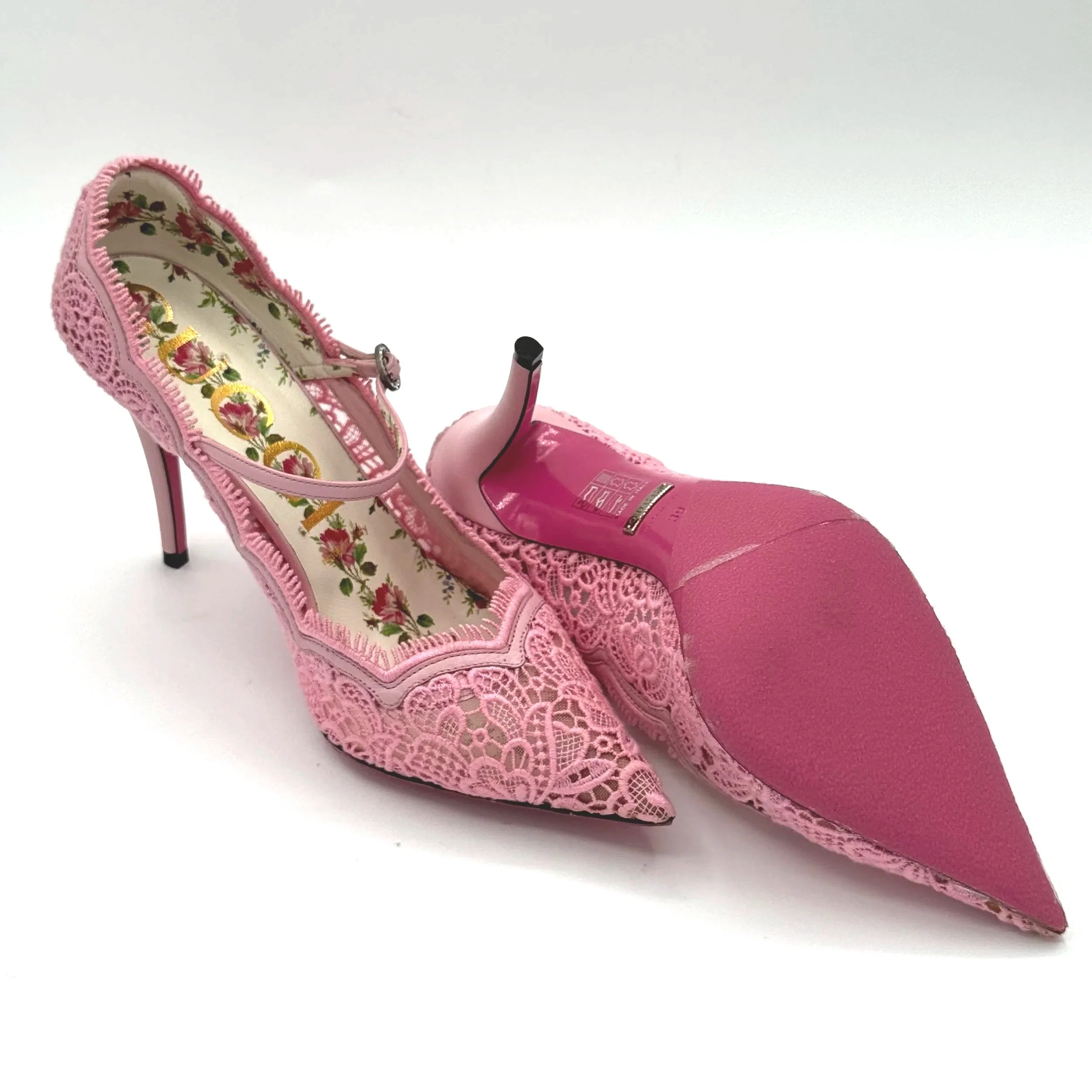 Gucci Pink Lace Heels, Size 39