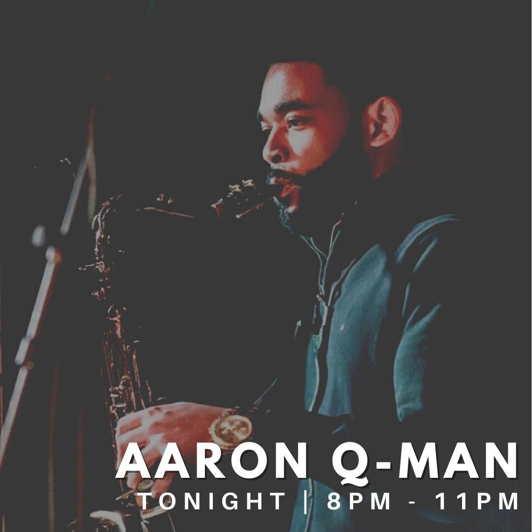 We&rsquo;re ready to say good-bye to the workweek and sip hello to the weekend🍸&hellip;Aaron Quarterman, Jr. is here tonight from 8pm to 11pm! 

#triplesunspirits #triplesunspiritsnewtown #followthesuns #handcraftedcocktails #craftcocktails #signatu