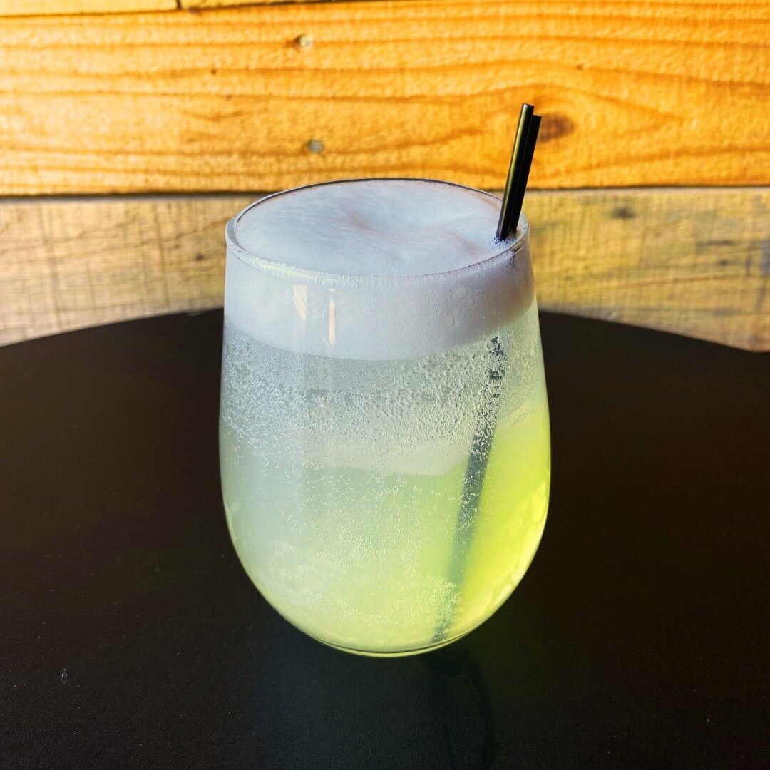 You&rsquo;ll be ready to get your toes in the sand after sipping our Pineapple Refresher with its cool, refreshing blend of corn whiskey, pineapple juice, lemon juice and a splash of Pellegrino. Available for a limited time!

#triplesunspirits #tripl