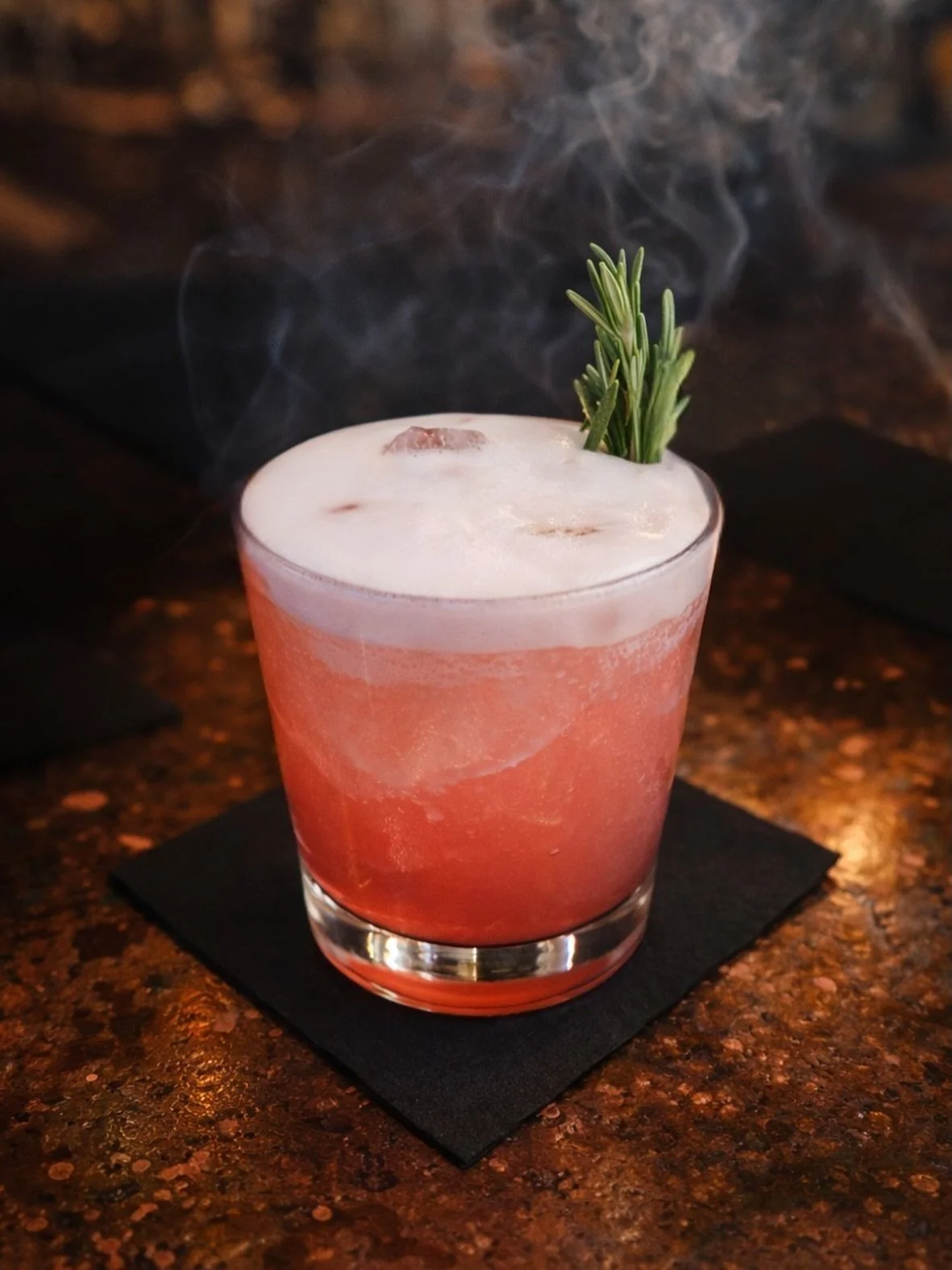 Have you tried this new seasonal cocktail? 
🌱 FOREST FIZZ 🌱 Triple Sun Spirits Gin &bull; Pomegranate &bull; Lemon Juice &bull; Rosemary &bull; Pellegrino &bull; Foam 
Exclusively available at the Newtown Tasting Room this season ☀️☀️☀️