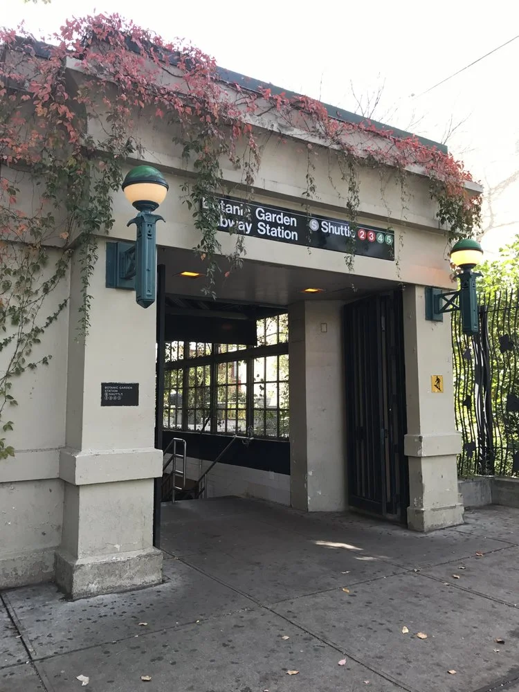 New York Day 1- Superhero Supplies, Robot Churches, and Key Lime Pie: Walkin' Around Brooklyn