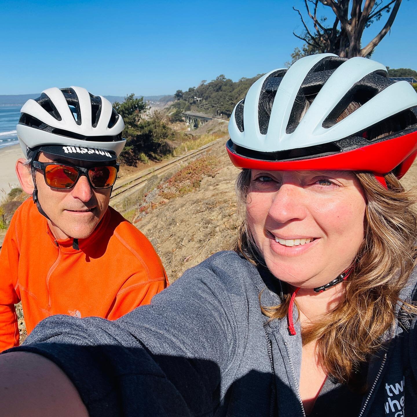 First team bike ride since Becka injured her ankle. And a beautiful day to be on a bike! Also the first time we&rsquo;ve seen 🏇🏇🏇on our beach.